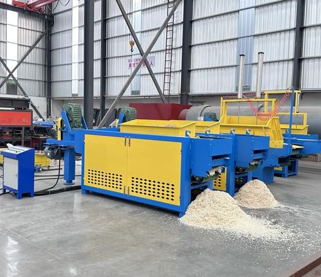 Spiral Shaft Wood Shavings Making Machine Wood Pulverizer Sawdust Machine