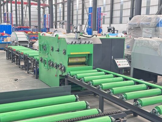 Heavy Duty Multi Rip Saw Machine with Automatic Blade Alignment and Enhanced Cutting Accuracy