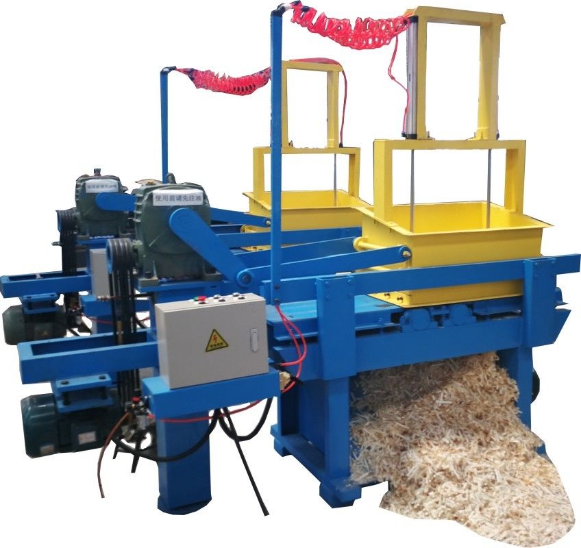Spiral Shaft Wood Shavings Making Machine Wood Pulverizer Sawdust Machine