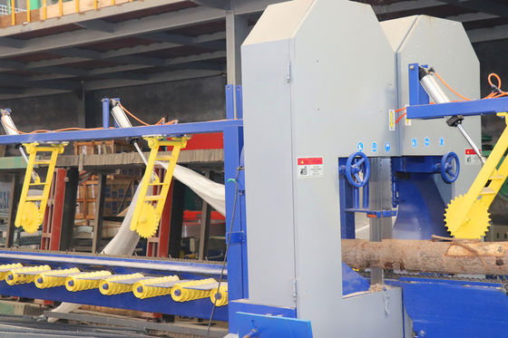 Dia 100mm-500mm pionowe piły taśmowe podwójne głowice piły taśmowe do cięcia kłód